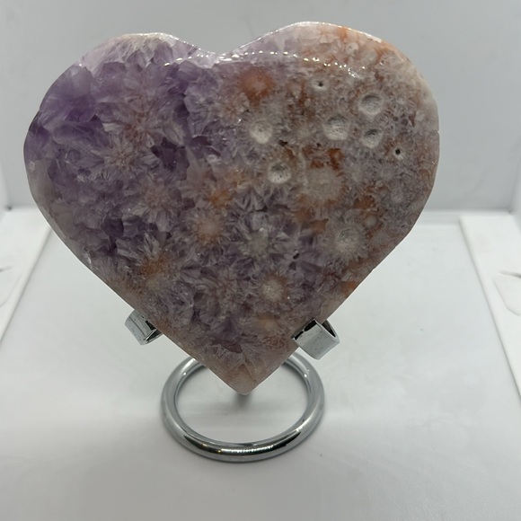 Pink amethyst flower agate druzy heart with sliver stand 430 grams - Picture 4 of 4
